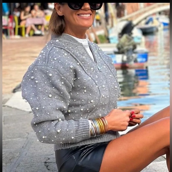 Zara Jackets & Blazers - Zara earl trim knit bomber cardigan